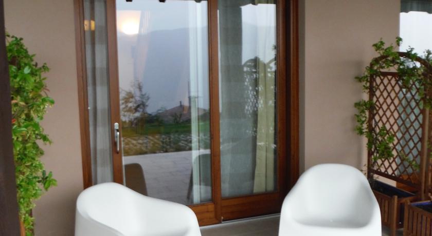 Agriturismo Da Gesi Sale Marasino Δωμάτιο φωτογραφία